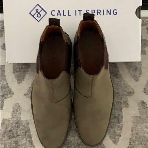 Chelsea slip on boots - Picture 2 of 6